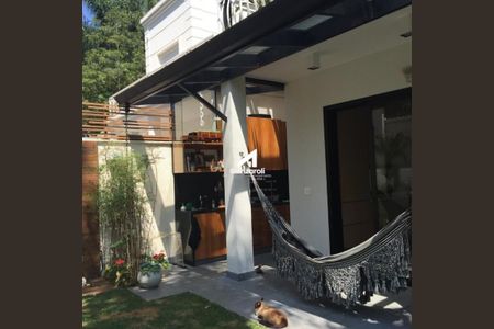 Casa à venda com 230m², 3 quartos e 5 vagas