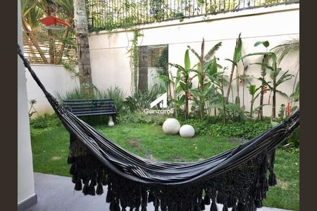 Casa à venda com 230m², 3 quartos e 5 vagas