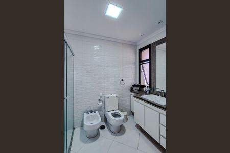 Apartamento para alugar com 600m², 4 quartos e 5 vagasBanheiro da Suíte 4