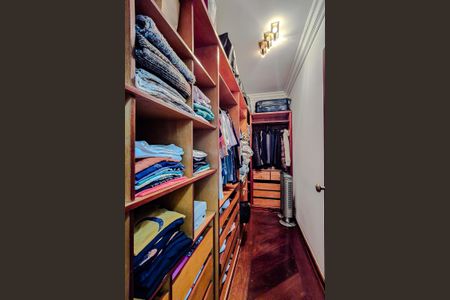 Apartamento para alugar com 600m², 4 quartos e 5 vagasQuarto 3 - Suíte