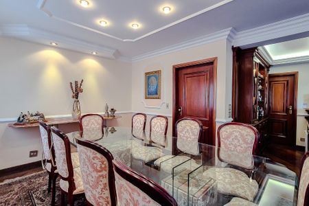 Apartamento para alugar com 600m², 4 quartos e 5 vagasSala