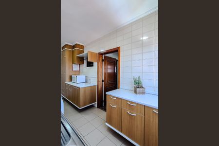 Apartamento para alugar com 600m², 4 quartos e 5 vagasÁrea de Serviço