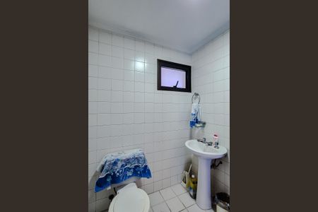 Apartamento para alugar com 600m², 4 quartos e 5 vagasBanheiro de serviço