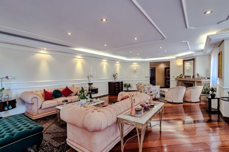 Apartamento para alugar com 600m², 4 quartos e 5 vagasSala