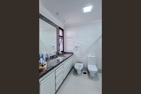 Apartamento para alugar com 600m², 4 quartos e 5 vagasBanheiro da Suíte 3