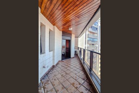 Apartamento para alugar com 600m², 4 quartos e 5 vagasVaranda da Suíte 1