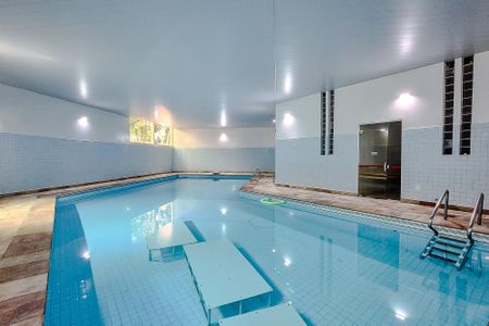 Apartamento para alugar com 600m², 4 quartos e 5 vagasÁrea comum - Piscina