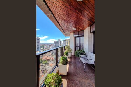 Apartamento para alugar com 600m², 4 quartos e 5 vagasVaranda da Sala