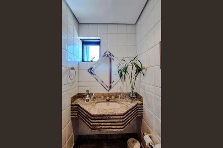 Apartamento para alugar com 600m², 4 quartos e 5 vagasLavabo 2