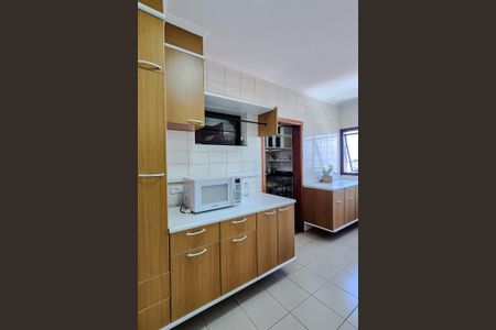 Apartamento para alugar com 600m², 4 quartos e 5 vagasÁrea de Serviço