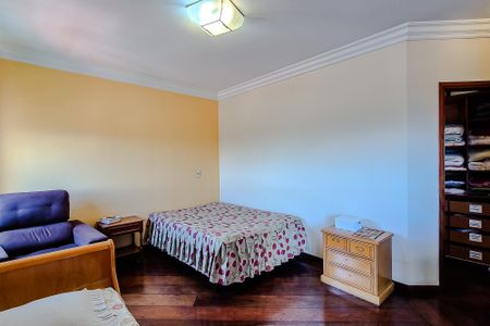 Apartamento para alugar com 600m², 4 quartos e 5 vagasQuarto 4 - Suíte