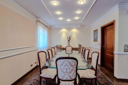 Apartamento para alugar com 600m², 4 quartos e 5 vagasSala