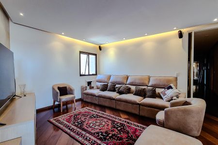 Apartamento para alugar com 600m², 4 quartos e 5 vagasSala de TV