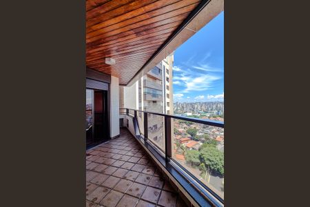 Apartamento para alugar com 600m², 4 quartos e 5 vagasVaranda da Suíte 1