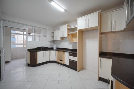 Cozinha de apartamento para alugar com 3 quartos, 110m² em Canto, Florianópolis