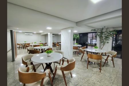 Apartamento para alugar com 110m², 3 quartos e 1 vaga Apartamento para alugar com 110m², 3 quartos e 1 vagaÁrea comum - Salão de festas