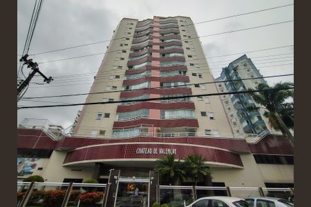 Apartamento para alugar com 110m², 3 quartos e 1 vaga Apartamento para alugar com 110m², 3 quartos e 1 vagaFachada