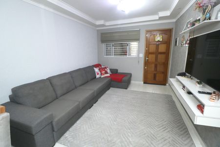 Casa à venda com 200m², 2 quartos e 2 vagasSala