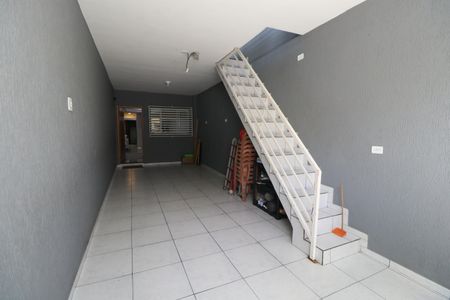 Casa à venda com 200m², 2 quartos e 2 vagasGaragem