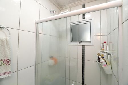 Casa à venda com 200m², 2 quartos e 2 vagasBanheiro da Suíte 1