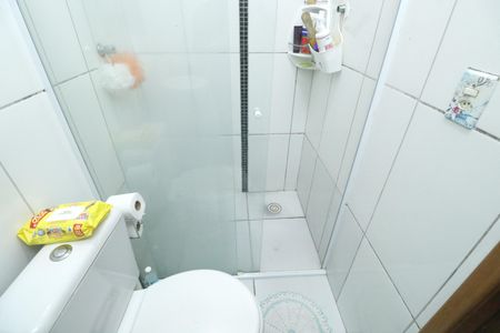 Casa à venda com 200m², 2 quartos e 2 vagasBanheiro da Suíte 1