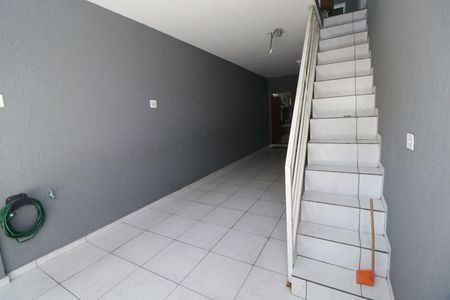 Casa à venda com 200m², 2 quartos e 2 vagasGaragem