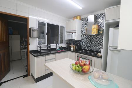 Casa à venda com 200m², 2 quartos e 2 vagasCozinha