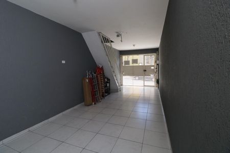 Casa à venda com 200m², 2 quartos e 2 vagasGaragem