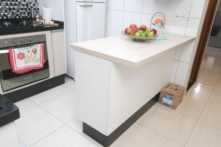 Casa à venda com 200m², 2 quartos e 2 vagasCozinha