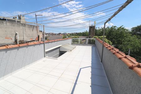 Casa à venda com 200m², 2 quartos e 2 vagasCobertura
