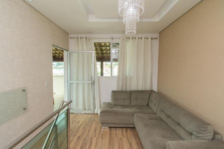 Sala - Cobertura de apartamento para alugar com 2 quartos, 82m² em Jardim Riacho das Pedras, Contagem