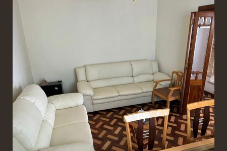 Casa à venda com 4 quartos, 230m² em Indianópolis, São Paulo