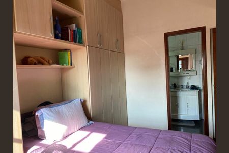 Casa à venda com 4 quartos, 230m² em Indianópolis, São Paulo