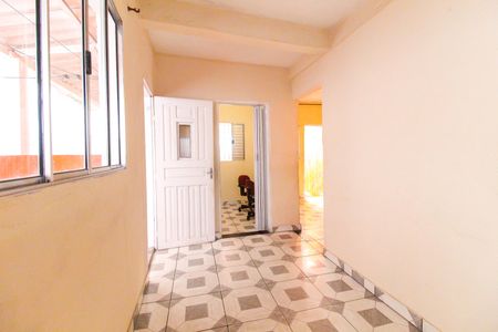 Casa para alugar com 2 quartos, 100m² em Jardim das Camelias, São Paulo