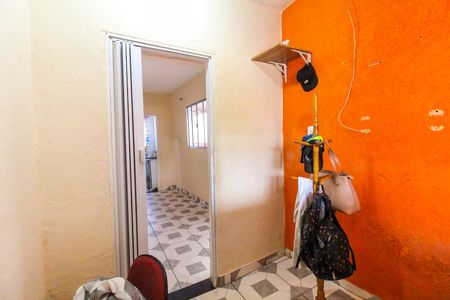 Casa para alugar com 2 quartos, 100m² em Jardim das Camelias, São Paulo