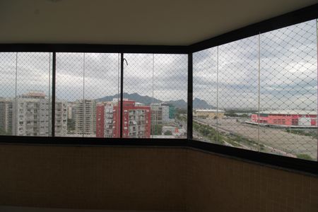Apartamento à venda com 121m², 3 quartos e 2 vagasQuarto 1 - Vista