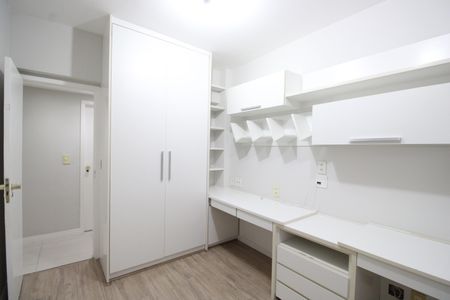Apartamento à venda com 121m², 3 quartos e 2 vagasQuarto 1