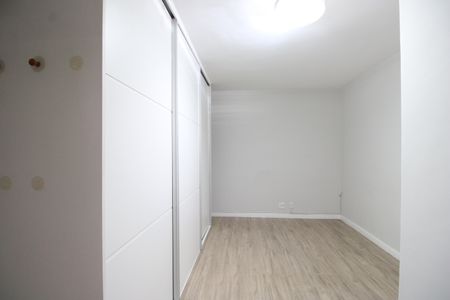 Apartamento à venda com 121m², 3 quartos e 2 vagasSuíte