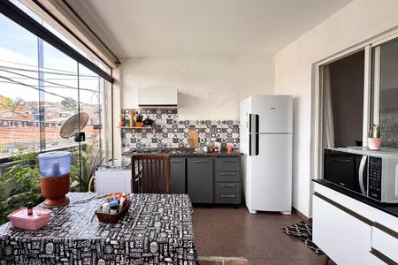 Casa à venda com 420m², 6 quartos e sem vaga Casa à venda com 420m², 6 quartos e sem vagaCasa 3 - Cozinha