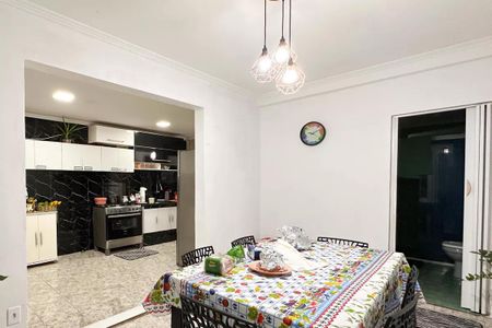 Casa à venda com 420m², 6 quartos e sem vaga Casa à venda com 420m², 6 quartos e sem vagaCopa/Cozinha