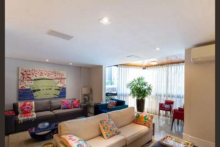 Apartamento à venda com 4 quartos, 220m² em Santa Rosa, Niterói