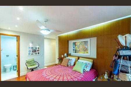 Apartamento à venda com 4 quartos, 220m² em Santa Rosa, Niterói