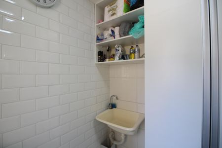 Apartamento à venda com 45m², 2 quartos e 1 vagaÁrea de Serviço