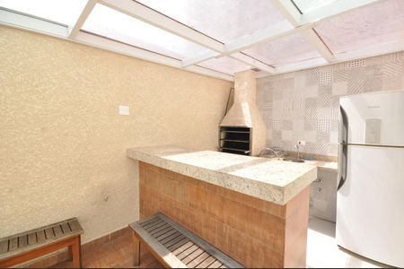 Apartamento para alugar com 55m², 2 quartos e 1 vagaÁrea comum - Churrasqueira