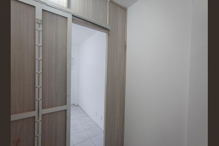 Casa de condomínio à venda com 100m², 3 quartos e 1 vaga
