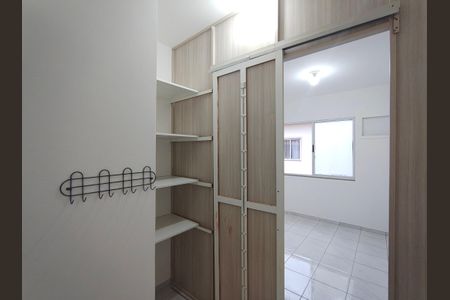 Casa de condomínio à venda com 100m², 3 quartos e 1 vaga