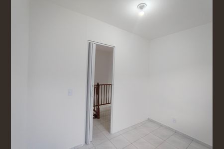 Casa de condomínio à venda com 100m², 3 quartos e 1 vaga