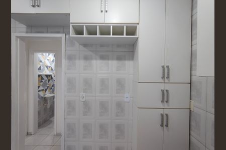 Casa de condomínio à venda com 100m², 3 quartos e 1 vaga