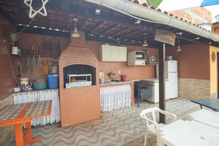 Casa para alugar com 150m², 4 quartos e 2 vagasChurrasqueira