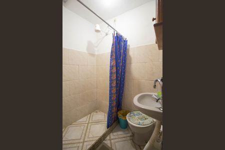 Casa para alugar com 150m², 4 quartos e 2 vagasBanheiro de serviço